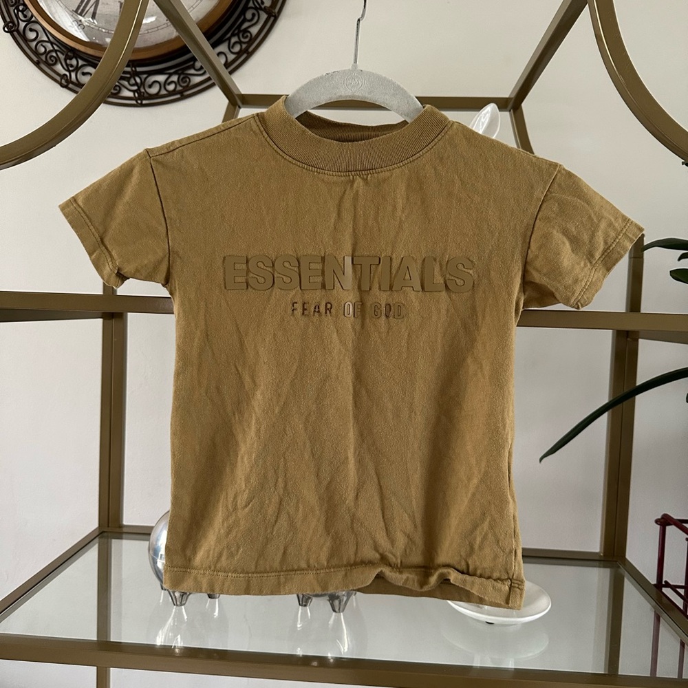 Essentials top